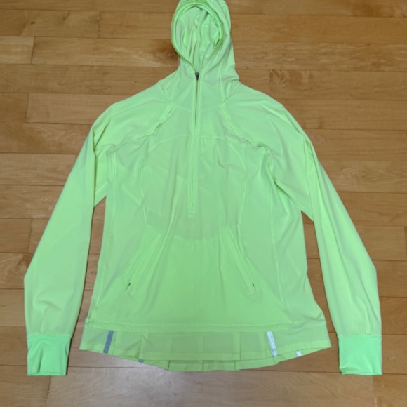 Lululemon Light Zipper HoodedJacket with Pleated Hem Sz. 10 - Picture 1 of 12